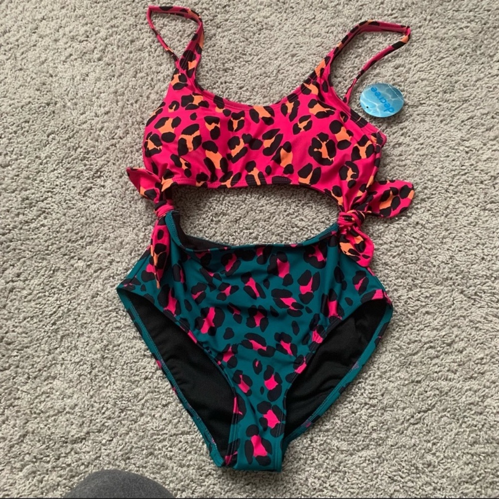 NWT DECREE ANIMAL PRINT BATHING SUIT💗💗💗 - Picture 3 of 6